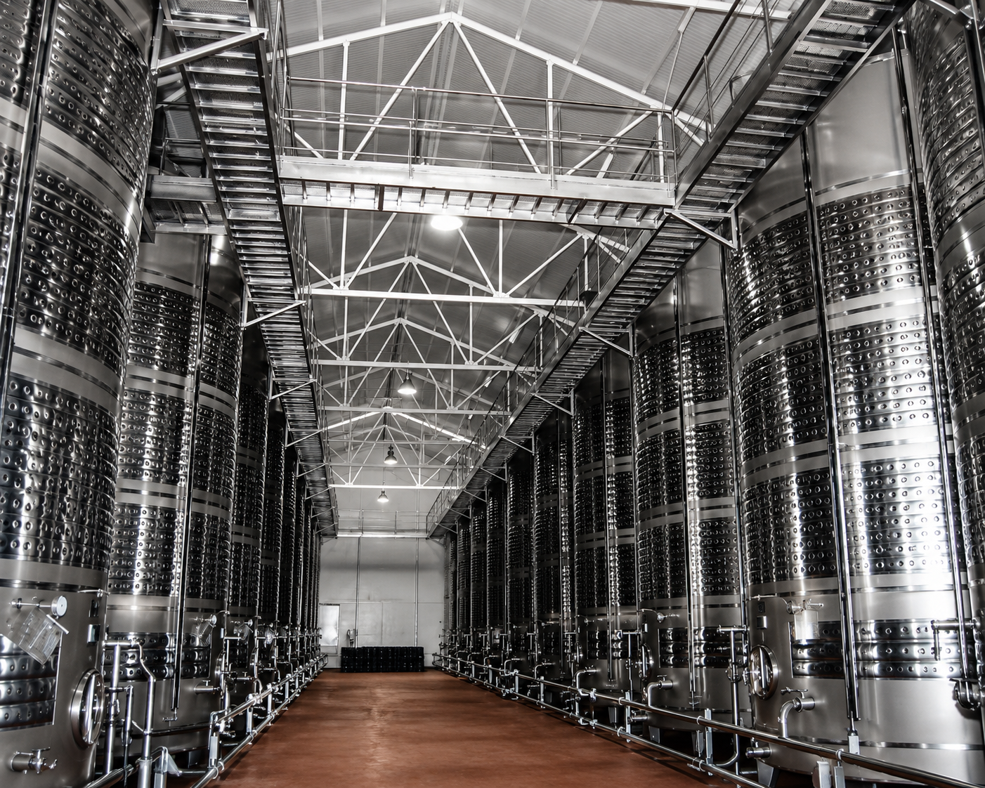 Dep&oacute;sitos de la bodega Pedroheras